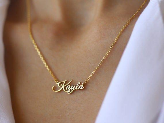 Name Necklace in Gold